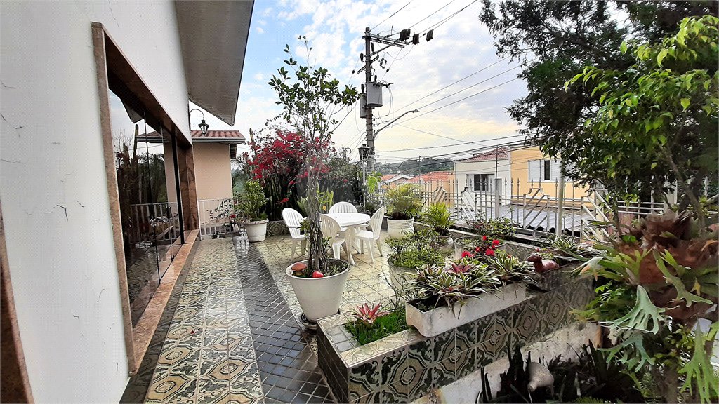 Casa de Vila à venda com 4 quartos, sendo 3 suítes, em Brooklin Velho, São Paulo, SP