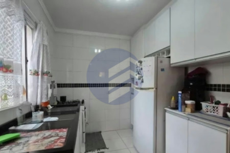Casa à venda com 2 quartos, sendo 2 suítes, em Jardim Monte Alegre, São Paulo - SP