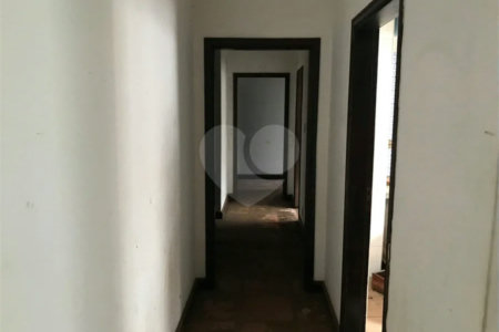 CASA À VENDA COLOCADA COM A SANTA CASA