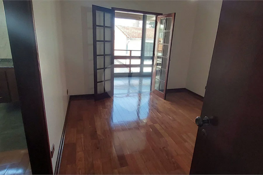 SOBRADO COM DESIGN EXCLUSIVO E LAZER COMPLETO 3 DORMITÓRIOS SENDO 1 SUÍTE