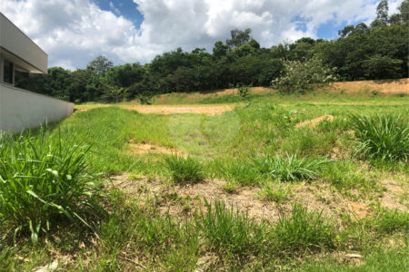 Oportunidade à Venda. Terreno de 602m2 em Condomínio Fechado na Cidade de Vinhedo/SP