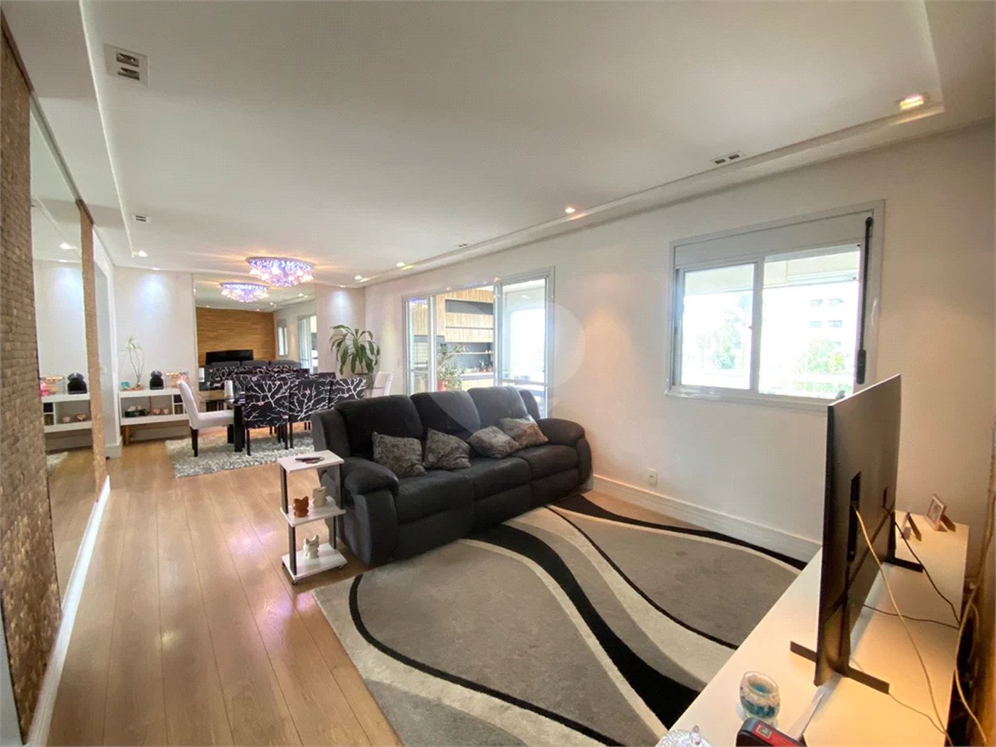 Apartamento à venda com 3 quartos, sendo 1 suíte,  em Santana, São Paulo, SP