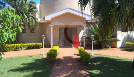 Casa à venda com 4 suítes no condomínio Parque Sabará, São Carlos - SP