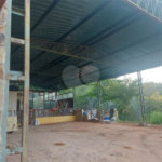 Locação de barracões para Armazenamento" área total de 6000mts - Bairro Abadia - Louveira SP