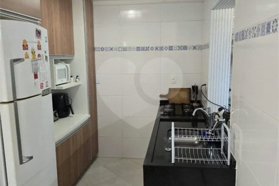 Apartamento à venda com 2 suítes em Maitinga, Bertioga, SP