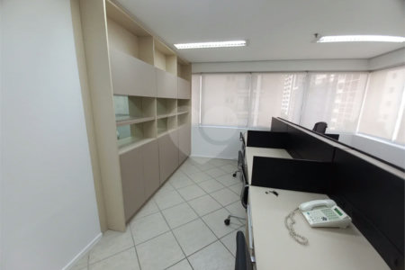Sala comercial mobiliada para locação no Paraíso