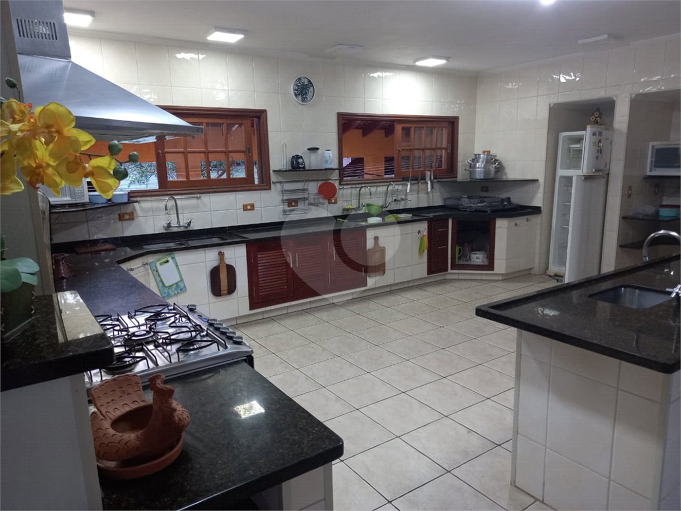 Chácara Mobiliada, 23.000m² á venda
