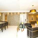 Apartamento de Alto Padrão no Campo Belo para venda com porteira fechada, com 4 dormitórios suítes e 4 vagas com lazer de club.