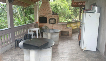 Chácara à venda com 4 quartos, sendo 1 suíte,  em Recreio da Borda do Campo, Santo André, SP