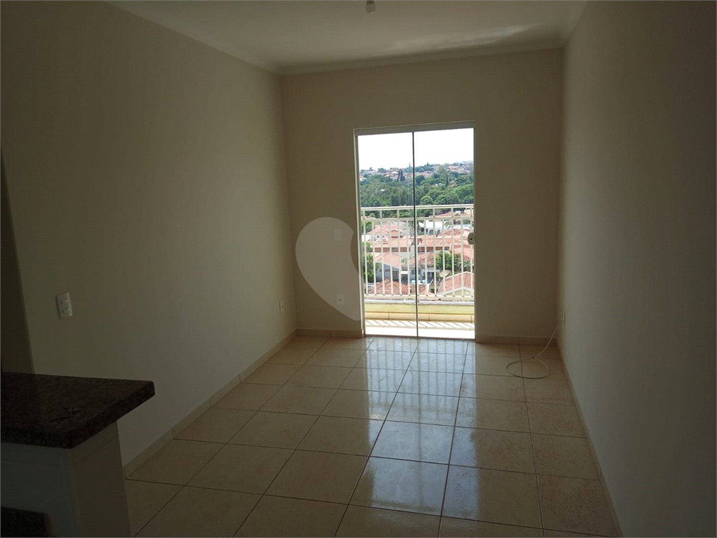 Apartamento com 2 dormitórios.