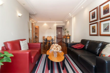 Apartamento - Mooca - 3 Quartos / 1 Suíte - 2 Vagas - Venda / Compra