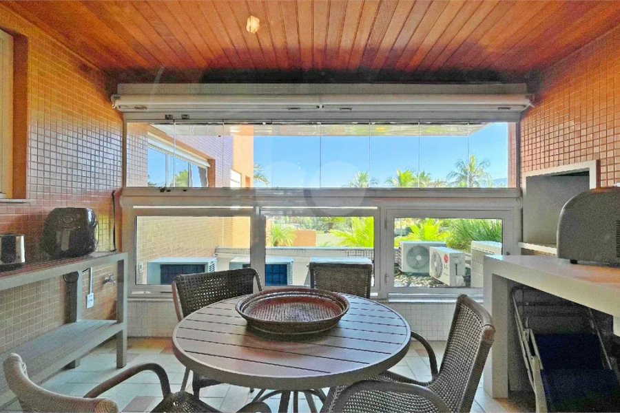 Apartamento à venda com 4 suítes em Riviera de São Lourenço, Bertioga, SP