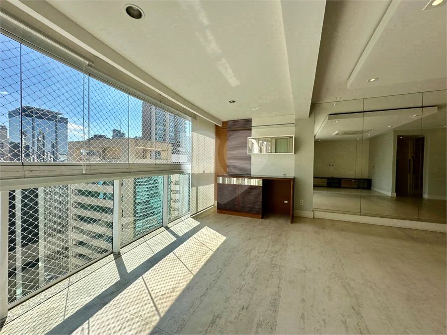 Apartamento para Locação na Vila Olímpia | 126 m² | 3 Suítes | 3 Vagas