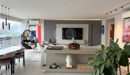 Apartamento à venda com 3 suítes em Vila Romana, São Paulo, SP