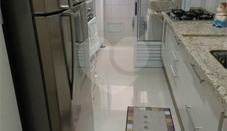 Apartamento à venda com 3 quartos, sendo 1 suíte,  em Vila Bertioga, São Paulo, SP