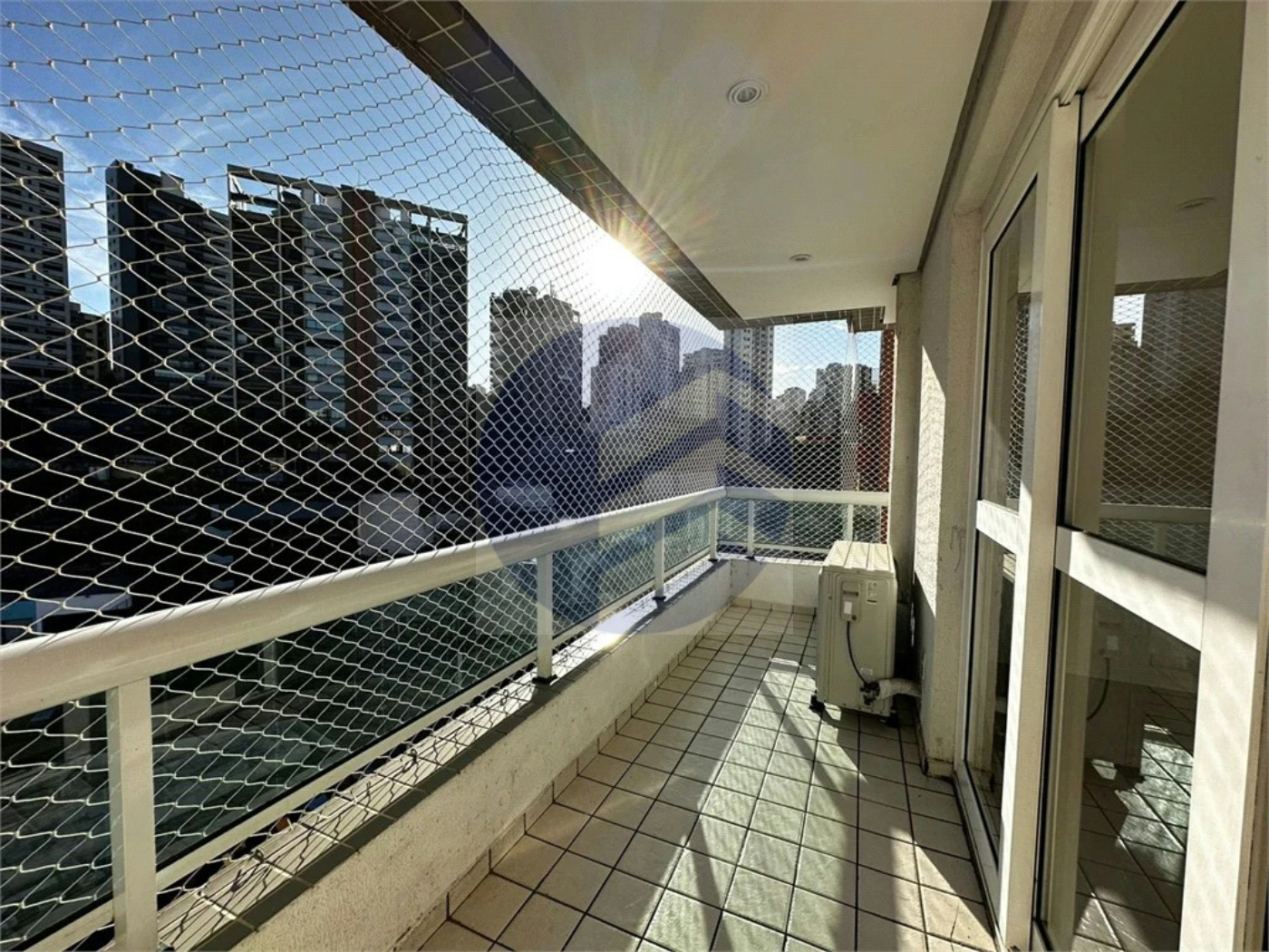 Apartamento à venda com 3 quartos, sendo 1 suíte, em Jardim Sul, São Paulo - SP