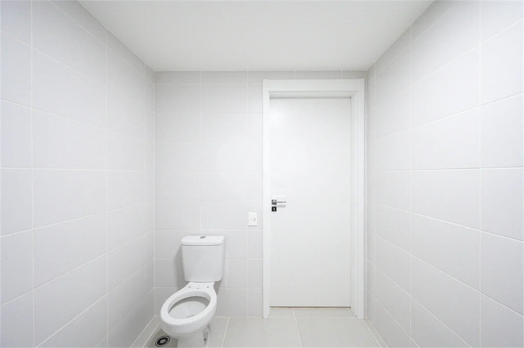 LINDO STUDIO DE 32M² PRÓXIMO DE TUDO