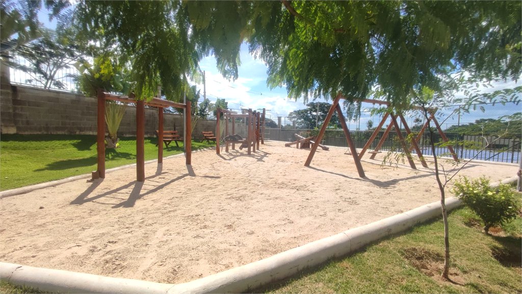 Lote à Venda em São Carlos, no Condomínio Villeneuve I