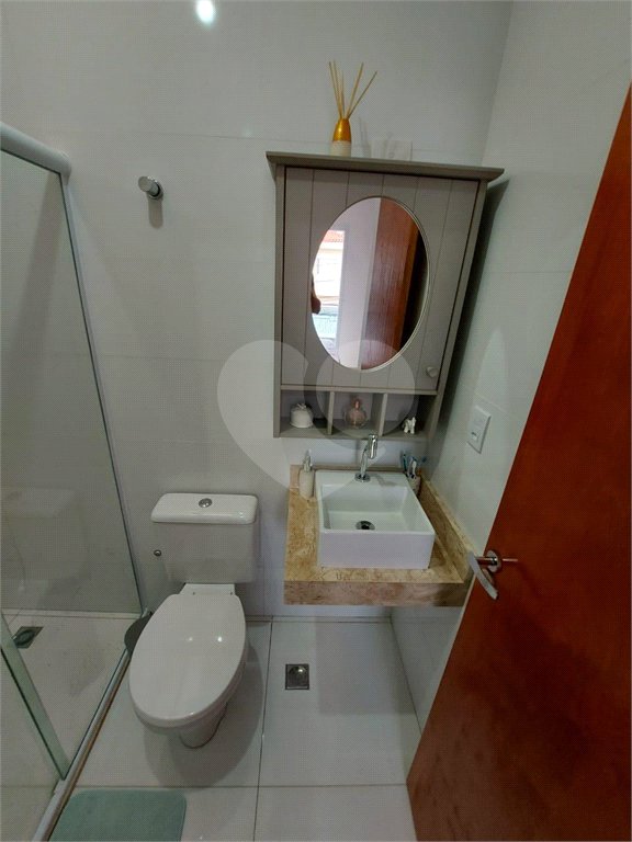 Oportunidade única! Sobrado impecável com 2 suítes e 2 vagas