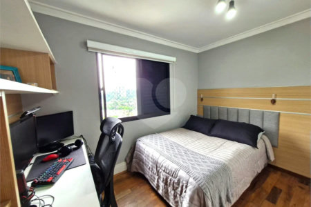 Apartamento a venda com 3 quartos no Alto da Boa Vista