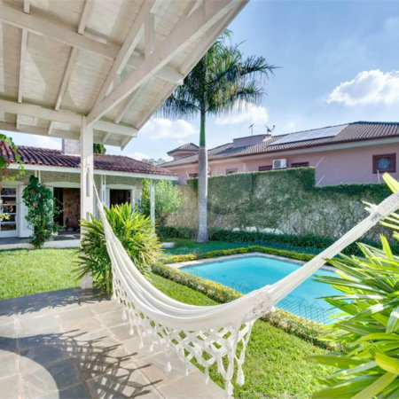 Casa Térrea à venda com 3 suítes em Interlagos, São Paulo, SP