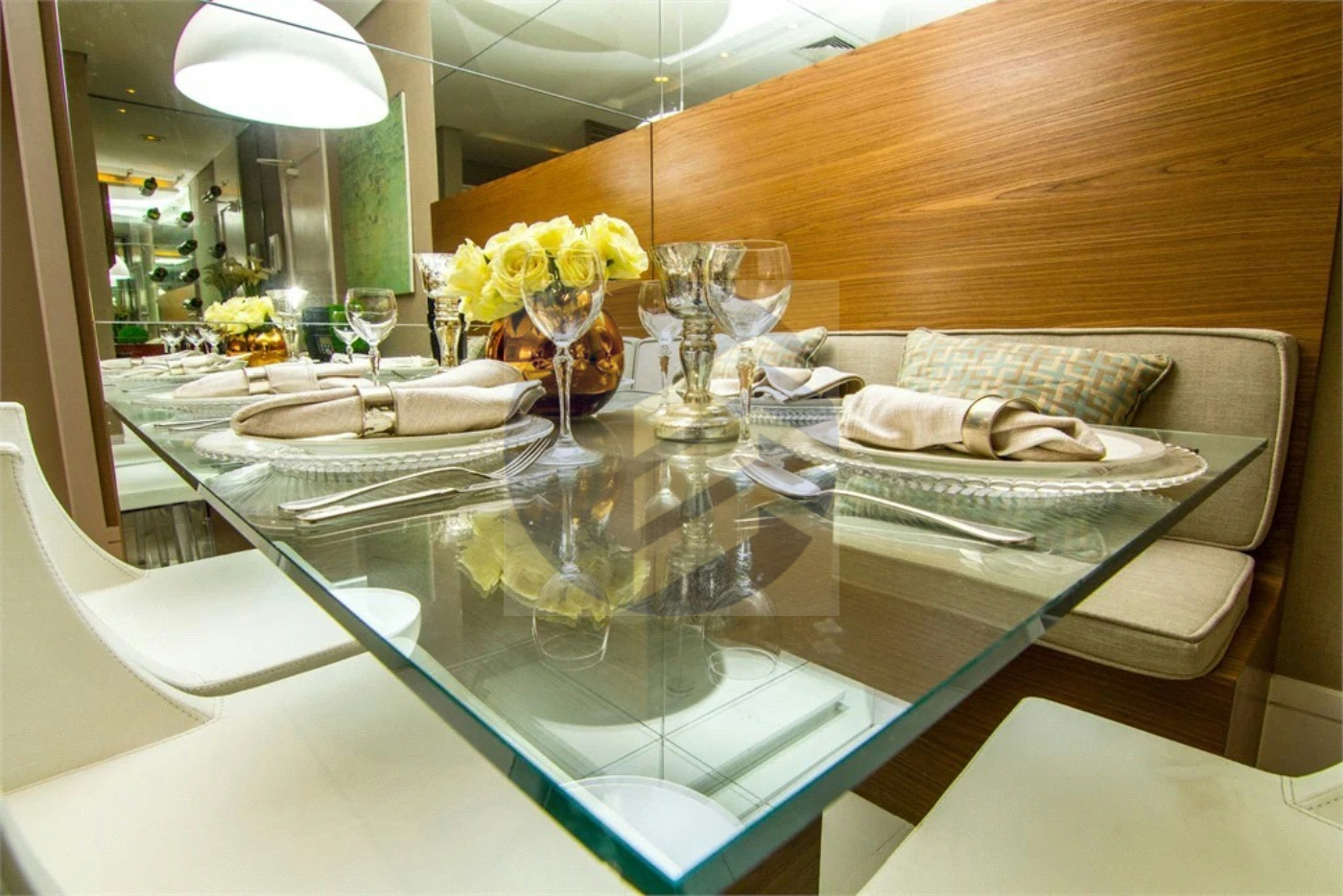 Apartamento à venda com 2 quartos, sendo 1 suíte, em Jardim Sul, São Paulo - SP