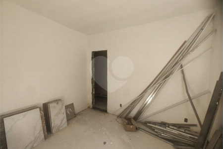 Apartamento 2 dormitórios (1 suíte) com vaga garagem, excelente localização, programa MCMV
