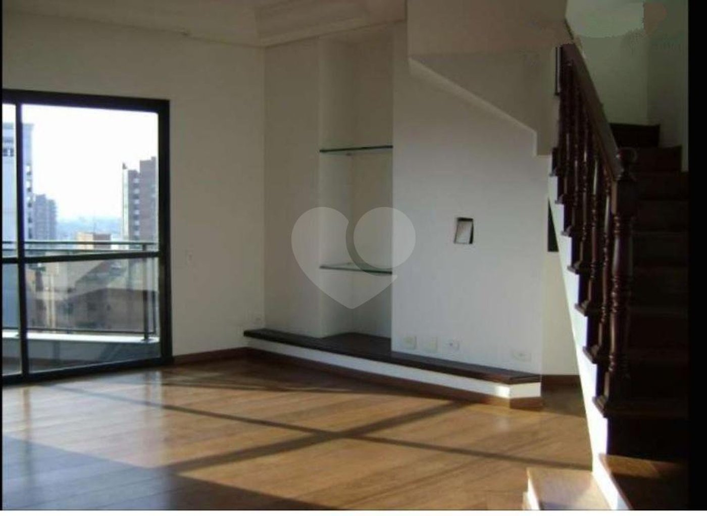 Cobertura duplex com churrasqueira e piscina