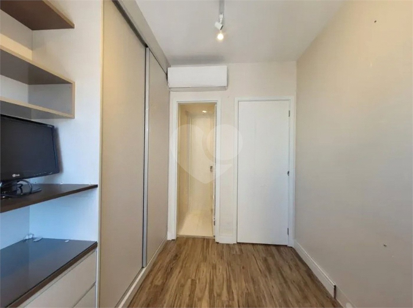 Apartamento à venda com 3 quartos, sendo 2 suítes, em Cambuci, São Paulo, SP
