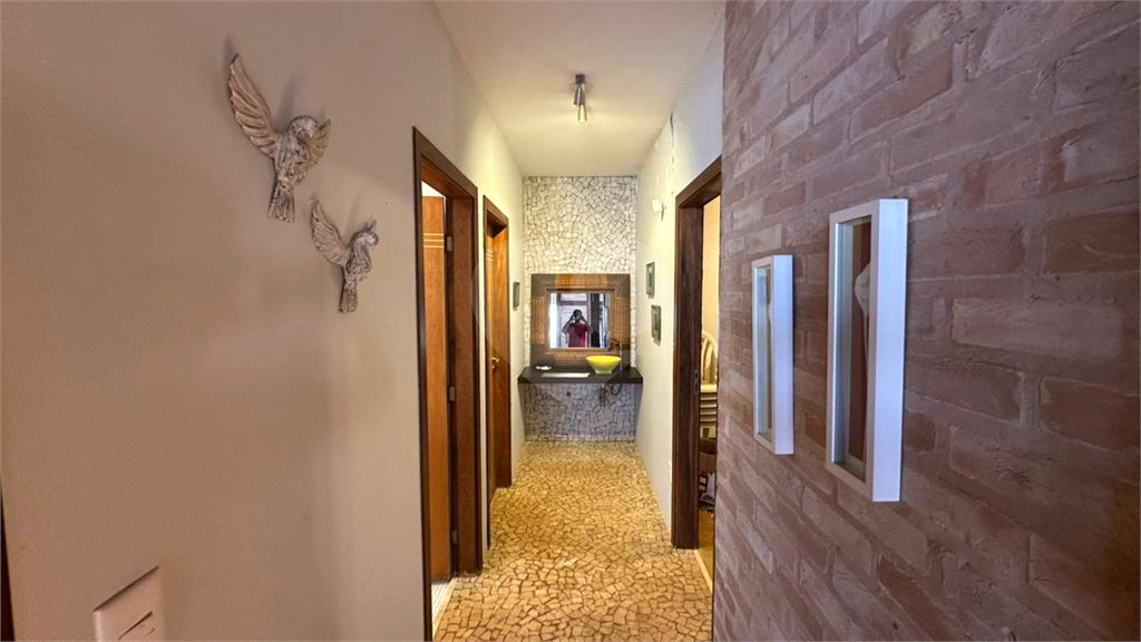 Casa para venda no Condomínio Vivenda do Broa.