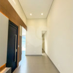 Casa Térrea Evidências - Indaiatuba/SP - R$ 1.950.000,00 - Área Total 307,33 m² - Área Construída 201,90 m² - TÉRREA - 03 suítes sendo a master com closet; Escritório; Lavabo; Cozinha com cooktop, forno, micro-ondas e coifa; Móveis planejados na hall de entrada, sala, escritório, cozinha, gourmet, s