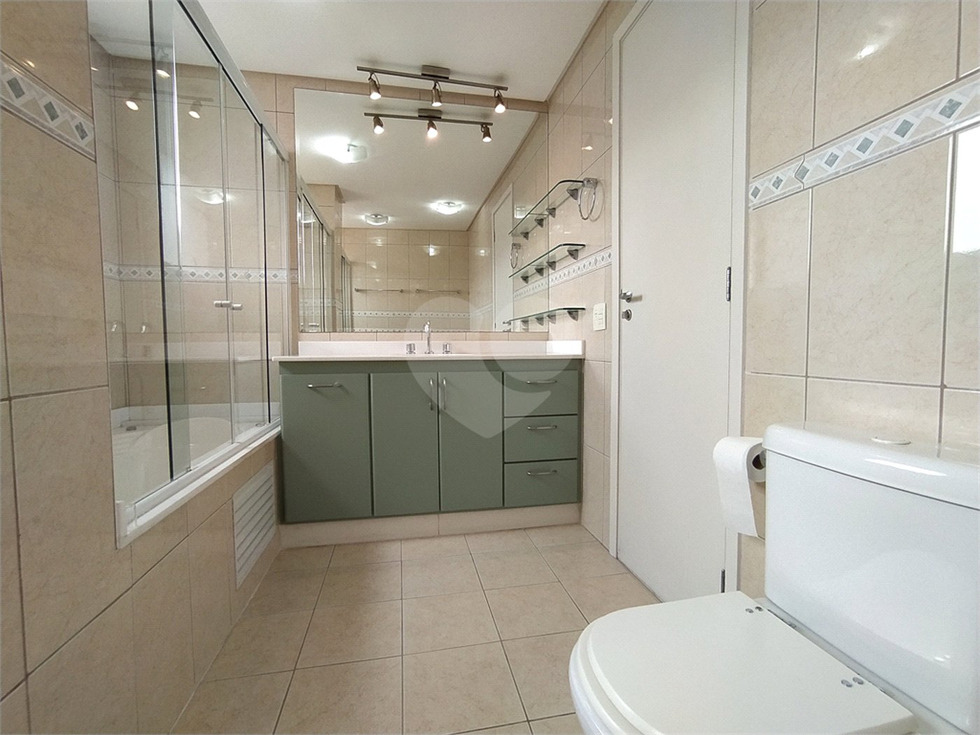 Apartamento de 145m2 com varanda gourmet 3 dormitórios e 2 vagas à venda na Chácara Klabin