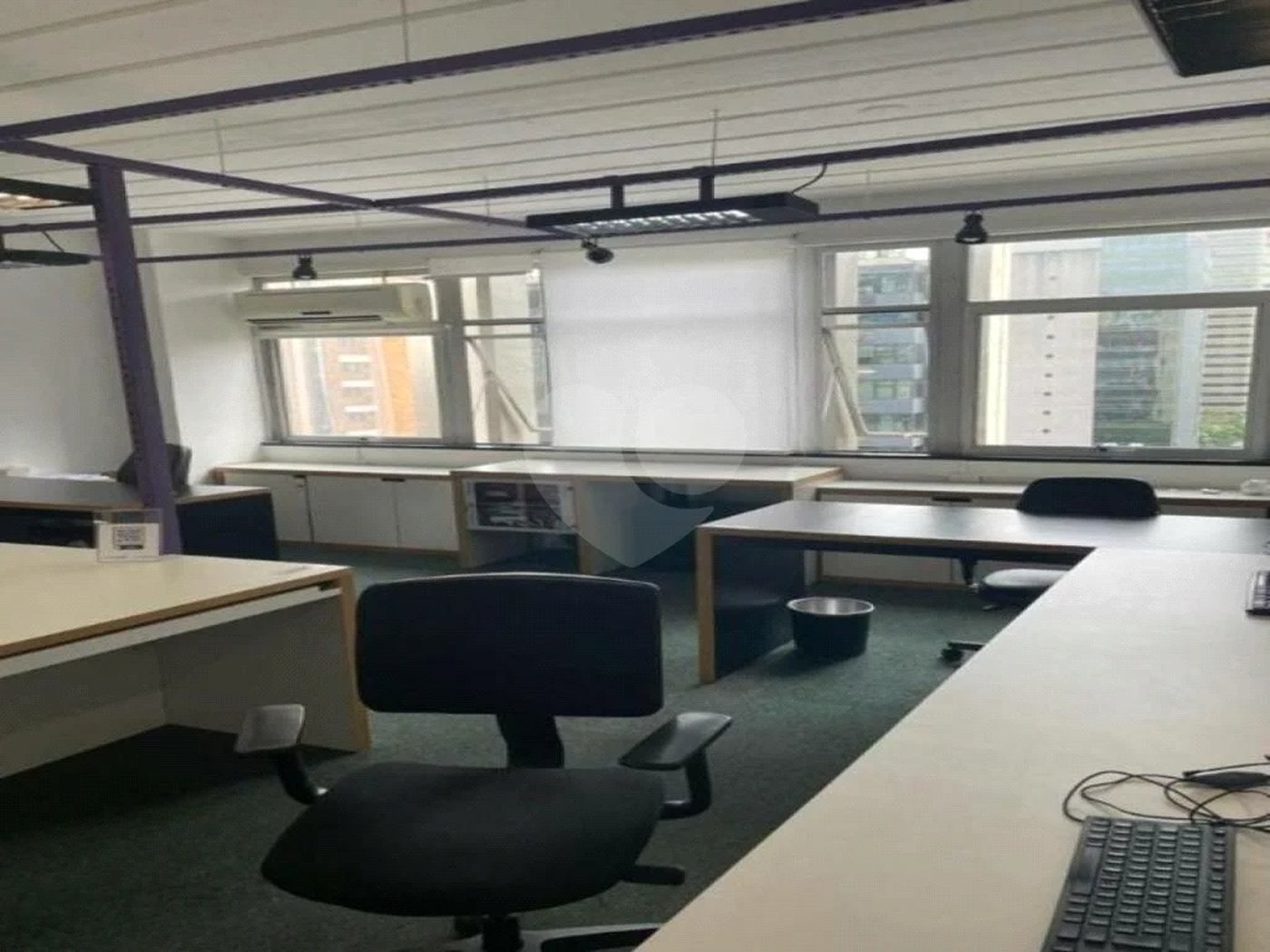 Sala comercial na Berrini, venha conhecer.