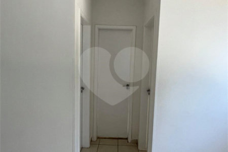 Apartamento no Condomínio Residencial Parque Romance.