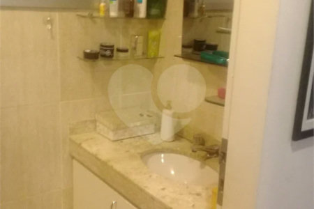 APARTAMENTO COM 3 DORMITÓRIOS , SENDO 1 SUITE