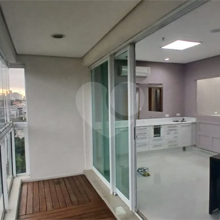 SALA DOMO BUSINESS para LOCAÇÃO com 61 m² / Banheiro / hidráulica / Varanda e vista para Shopping Metrópole / Mobiliada.