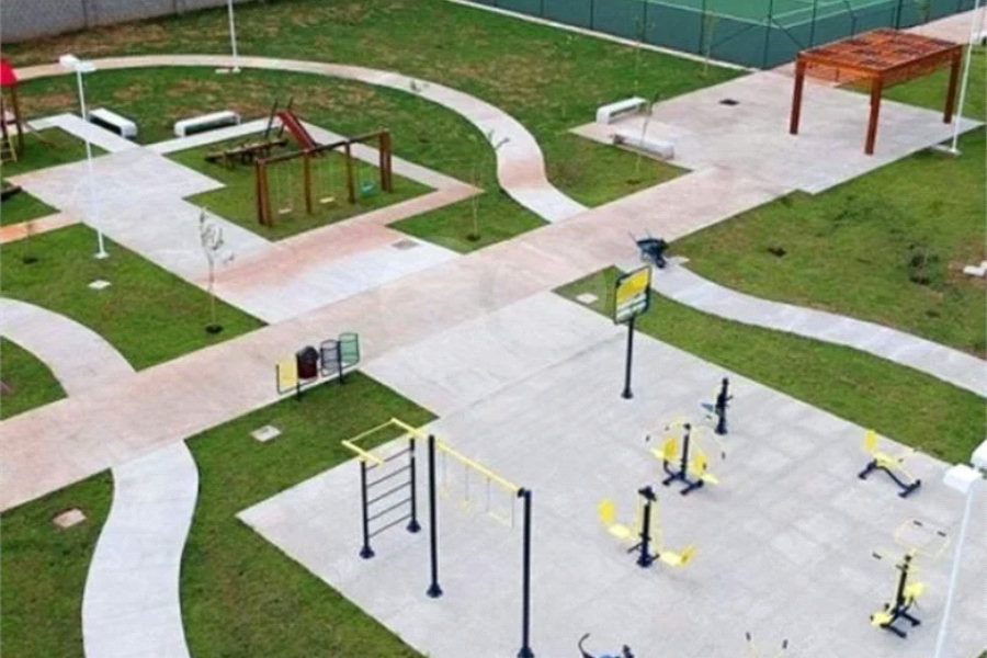 Terreno a venda com 300 metros quadrados no Condomínio Soleil