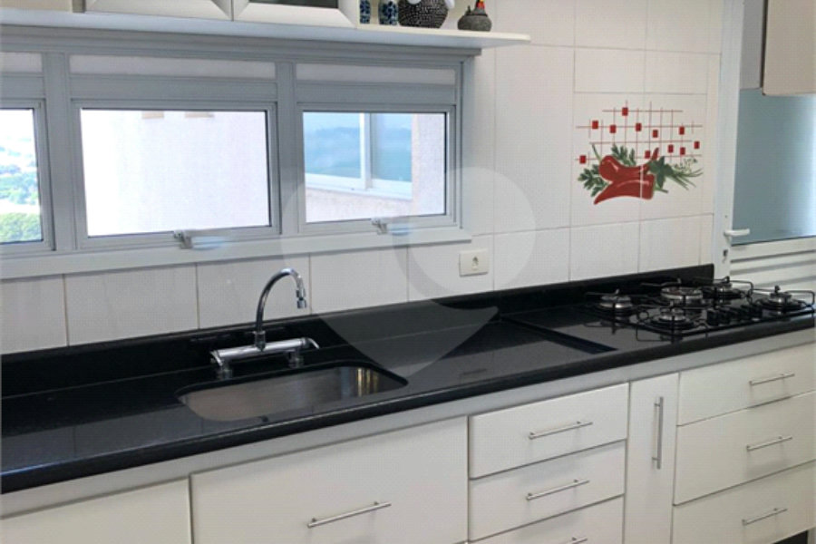 APARTAMENTO COM 132m² - 3 DORMITÓRIOS (SENDO 1 SUÍTE)