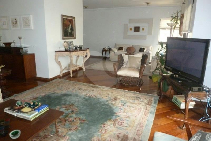 Apartamento à venda no Paraíso - 238 m² com 3 vagas