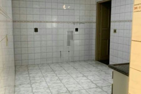 Casa Térrea à venda com 2 quartos 2 vagas em Vila Gomes a 100m da USP