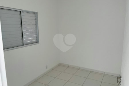 Apartamento à venda no Residencial Vila das Orquídeas, no Jockey Clube!