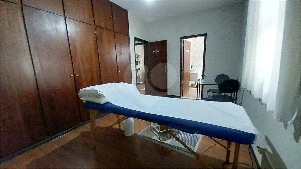 Venda Casa / Comercial - no Bairro Cidade Jardim em Piracicaba-SP