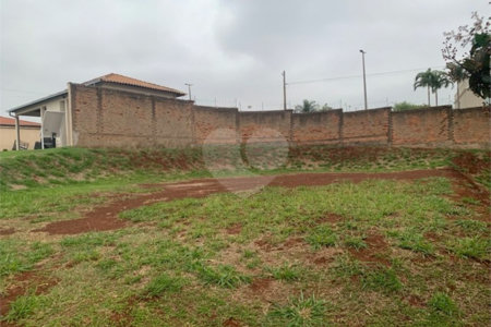 Terreno no Condomínio Nascente do Jaraguá , localizado em Araraquara/SP.