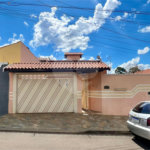 Sobrado à venda com 4 quartos, em Residencial Itamarati