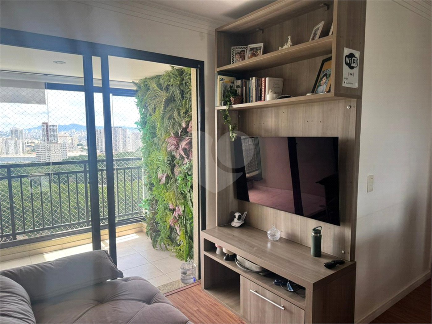 Apartamento com 69m² à venda na Moóca, 3 dormitórios, 1 suíte, 2 vagas, andar alto com vista livre, lazer completo