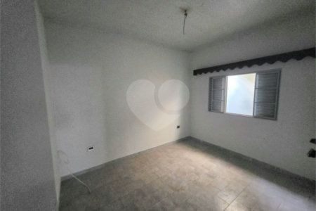 Casa Térrea à venda Jd. Nova São Carlos, 2 dormitórios