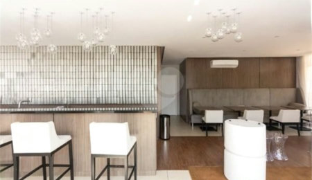 Apartamento à venda com 2 quartos em Parque Industrial Tomas Edson, São Paulo, SP