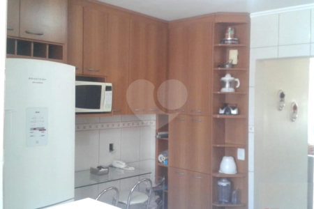Apartamento com 3 dormitórios e 1 suíte a venda na Moóca