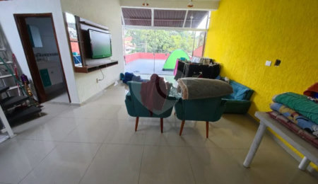 Sobrado à venda com 3 quartos, sendo 1 suíte,  em Chácara Inglesa, São Paulo, SP