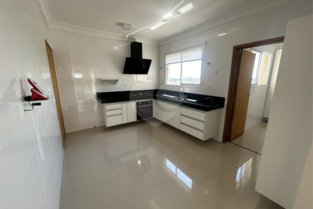 Cobertura de Alto Padrão no Centro de São Carlos – Sofisticação, Espaço e Conforto!